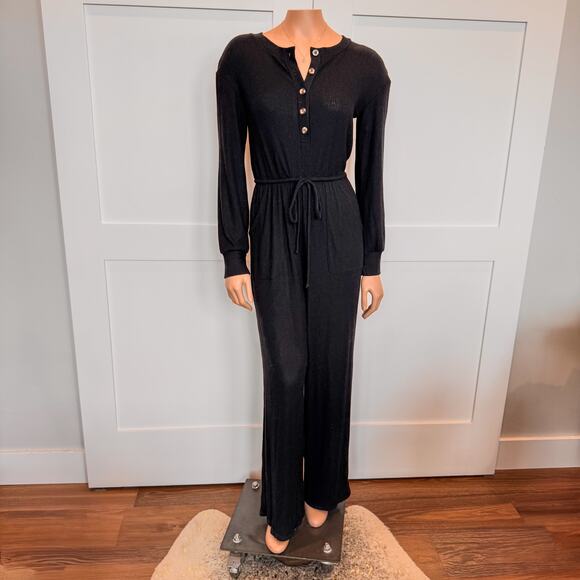 NWT- Miami of Francesca’s-Faye Rib Knit Black Onesie Jumpsuit-Women’s X-Small - Picture 1 of 10